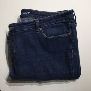 Lands End size 18 mid-rise bootcut jeans 32 inseam